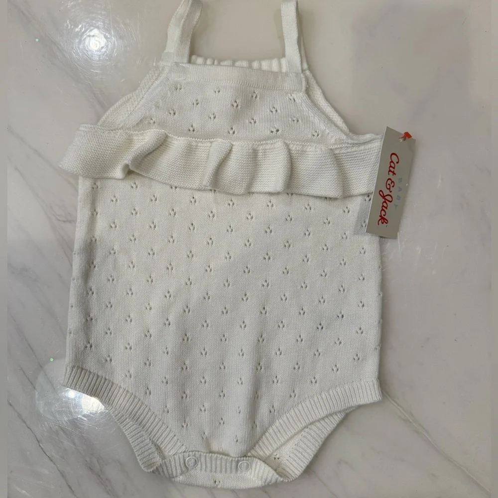Cat & Jack Cream Knit Diaper Cover..#544